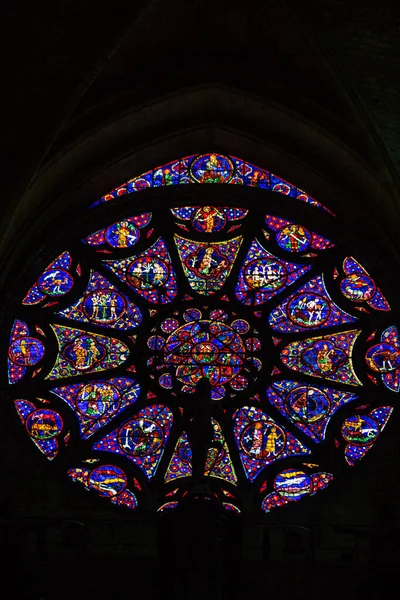 Reims Francia Agosto 2020 Vista Vidrieras Dentro Catedral Notre Dame —  Fotos de Stock