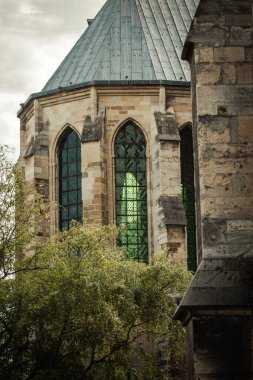Reims France 04 Eylül 2020 Roma Katolik Notre Dame de Reims Katedrali 'nin dış görünüşü, Fransa' nın Grand Est bölgesinde tarihi bir eser ve Avrupa 'nın en eskilerindendir.