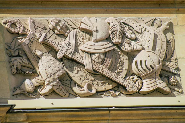 Reims France 04 Eylül 2020 tarihsel şehir merkezindeki belediye binasının görüntüsü, Fransa 'nın Grand Est bölgesinde bir şehir ve Avrupa' nın en eskilerindendir.