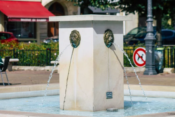 Reims Francia Settembre 2020 Veduta Una Fontana Situata Nel Centro — Foto Stock