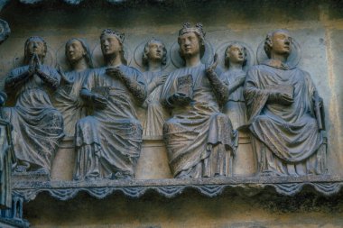 Reims France 12 Eylül 2020 Roma Katolik Notre Dame de Reims Katedrali 'nin dış görünüşü, Fransa' nın Grand Est bölgesinde tarihi bir eser ve Avrupa 'nın en eskilerindendir.