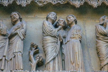 Reims France 12 Eylül 2020 Roma Katolik Notre Dame de Reims Katedrali 'nin dış görünüşü, Fransa' nın Grand Est bölgesinde tarihi bir eser ve Avrupa 'nın en eskilerindendir.