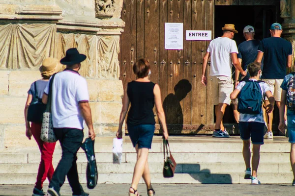 Reims Francia Septiembre 2020 Vista Turistas Identificados Que Visitan Caminan —  Fotos de Stock