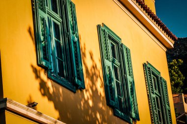 Yunanistan 'da eski bir evin dış görünüşü