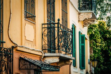 Yunanistan 'da eski bir evin dış görünüşü