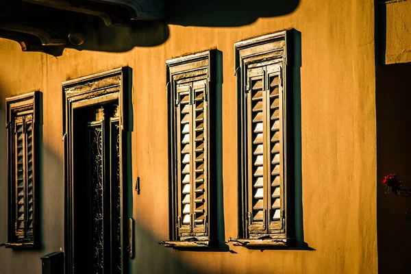 Vista Fachada Uma Antiga Casa Grécia — Fotografia de Stock