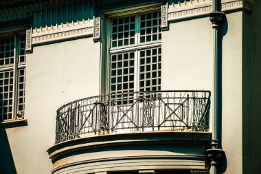 Yunanistan 'da eski bir evin dış görünüşü