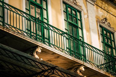 Yunanistan 'da eski bir evin dış görünüşü