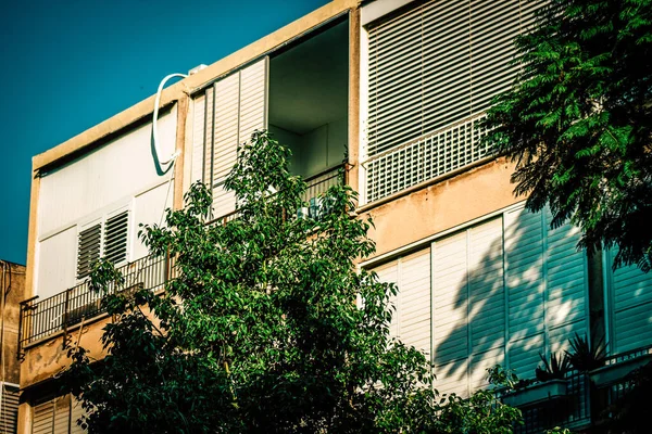 Vista Fachada Edifício Moderno Nas Ruas Tel Aviv Israel — Fotografia de Stock