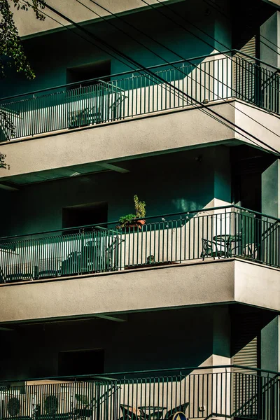 Utsikt Över Fasaden Modern Byggnad Gatorna Tel Aviv Israel — Stockfoto