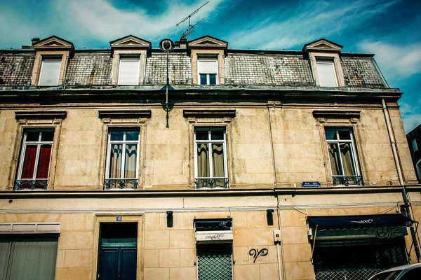 Fransa Nın Tarihi Reims Şehir Merkezindeki Bir Binanın Dış Görünüşü — Stok fotoğraf