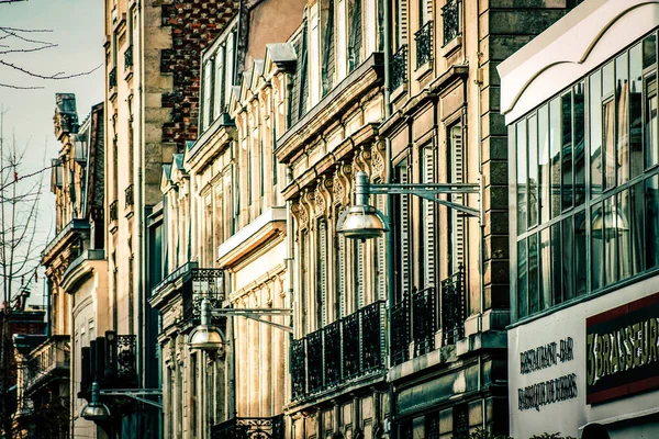 Kilátás Homlokzata Egy Épület Történelmi Belvárosban Reims Franciaországban — Stock Fotó
