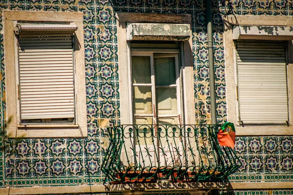 Lizbon şehir merkezindeki bir binanın dış görünüşü Portekiz 'de