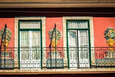 Lizbon şehir merkezindeki bir binanın dış görünüşü Portekiz 'de