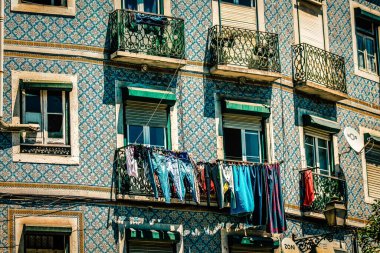 Lizbon şehir merkezindeki bir binanın dış görünüşü Portekiz 'de