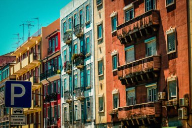 Lizbon şehir merkezindeki bir binanın dış görünüşü Portekiz 'de