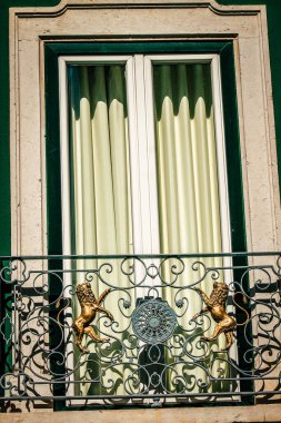 Lizbon şehir merkezindeki bir binanın dış görünüşü Portekiz 'de