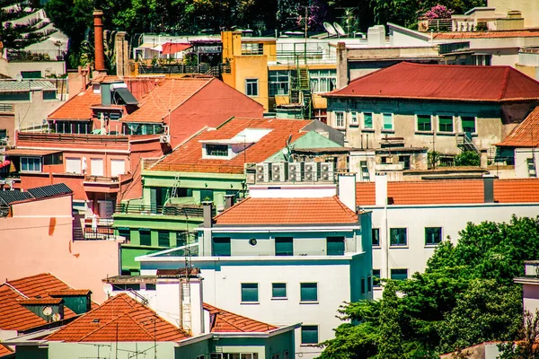 Blick Auf Die Fassade Eines Gebäudes Der Innenstadt Von Lissabon — Stockfoto