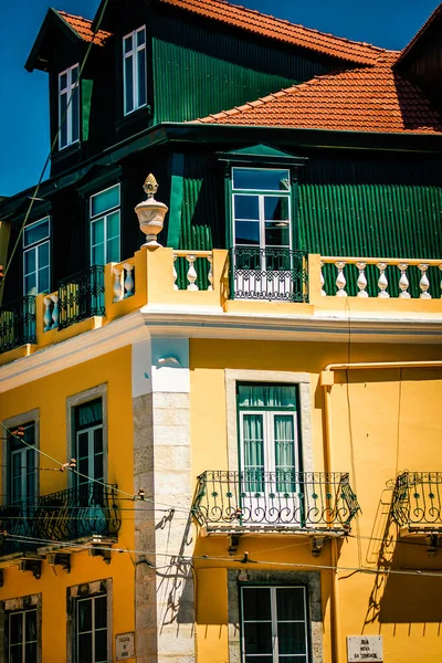 Gezicht Gevel Van Een Gebouw Het Centrum Van Lissabon Portugal Rechtenvrije Stockfoto's