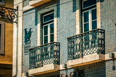 Lizbon şehir merkezindeki bir binanın dış görünüşü Portekiz 'de