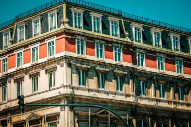Lizbon şehir merkezindeki bir binanın dış görünüşü Portekiz 'de