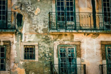 Lizbon şehir merkezindeki bir binanın dış görünüşü Portekiz 'de