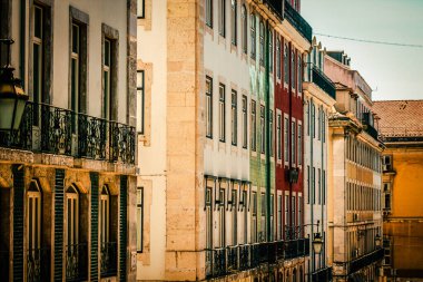 Lizbon şehir merkezindeki bir binanın dış görünüşü Portekiz 'de