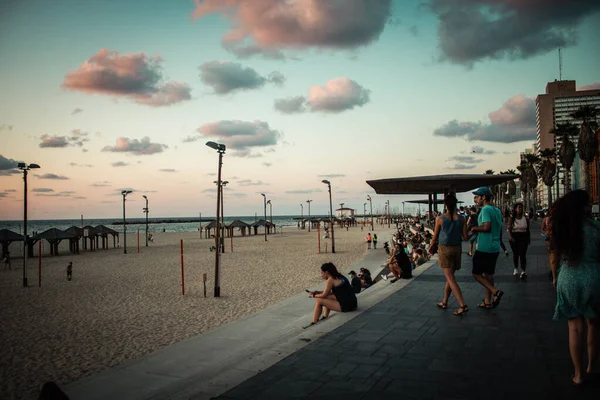 Tel Aviv Israel Oktober 2020 Blick Auf Unbekannte Ohne Mundschutz — Stockfoto