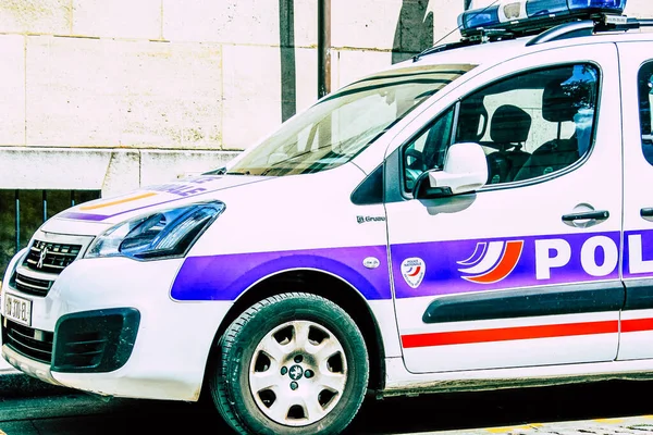 Primer Plano Coche Oficial Policía Patrullando Las Calles Del Centro — Foto de Stock