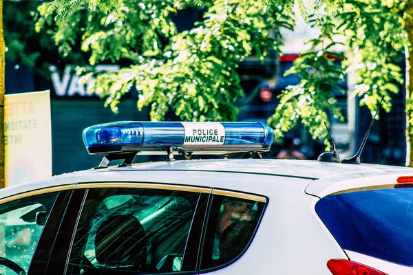 Крупним Планом Офіційний Поліцейський Автомобіль Патрулює Вулиці Центру Столиці — стокове фото