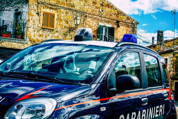 Primer Plano Coche Oficial Policía Patrullando Las Calles Del Centro — Foto de Stock