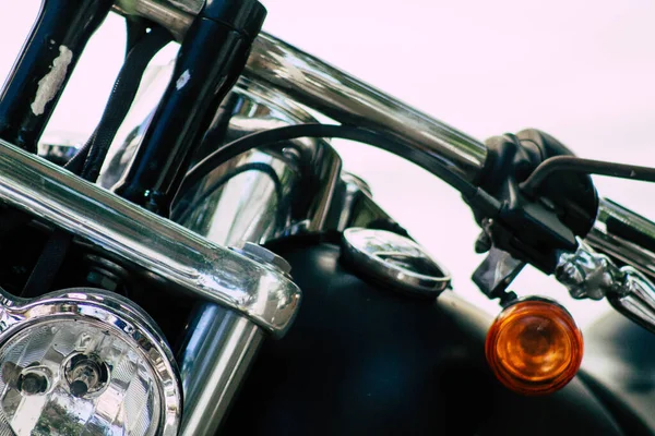 Closeup Motorcycle Rolling Streets City Center Metropolitan Area — Stock Photo, Image