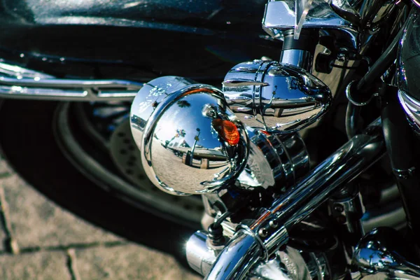 Closeup Motorcycle Rolling Streets City Center Metropolitan Area — Stock Photo, Image