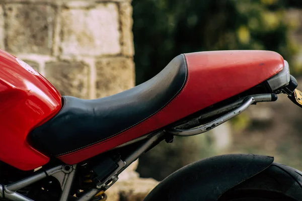 Closeup Motorcycle Rolling Streets City Center Metropolitan Area — Stock Photo, Image