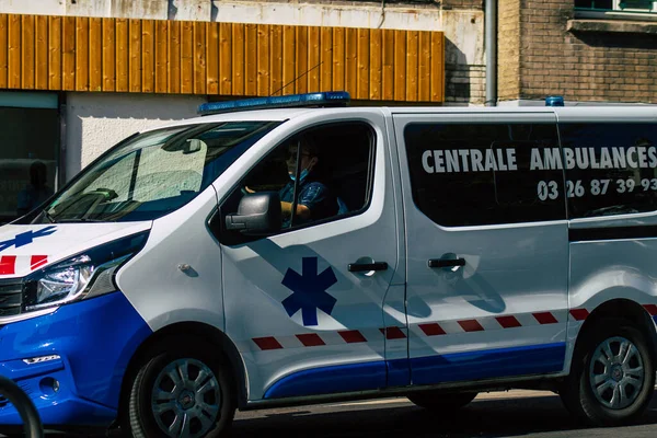 Reims France October 2020 View Traditional Ambulance Driving Streets Reims — Stock Photo, Image