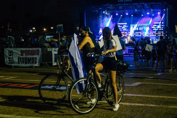 Tel Awiw Izrael Października 2020 Niezidentyfikowane Osoby Uczestniczące Proteście Przeciwko — Zdjęcie stockowe