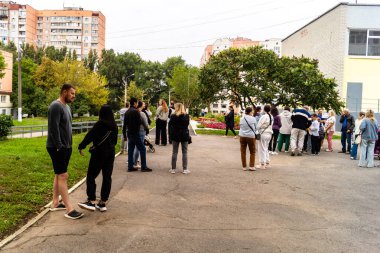 Kharkiv, Ukrayna, 5 Eylül 2025 Saltivska bölgesinde yeni inşa edilen yeraltı okulları. Bu güvenli eğitim alanı, toplam 366 çocuğu barındıran beş sınıfı içeriyor..