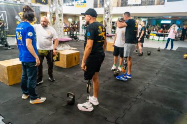 Kharkiv, Ukrayna, 12 Eylül 2025, Heroes NGO Oyunları Ukraynalı askerlerin ciddi şekilde yaralandığı bir spor ve eğitim ekosistemidir. Görevleri iyileşme sürecini kolaylaştırmak..