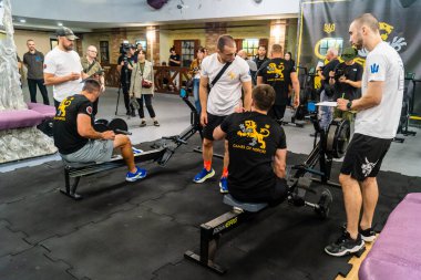 Kharkiv, Ukrayna, 12 Eylül 2025, Heroes NGO Oyunları Ukraynalı askerlerin ciddi şekilde yaralandığı bir spor ve eğitim ekosistemidir. Görevleri iyileşme sürecini kolaylaştırmak..