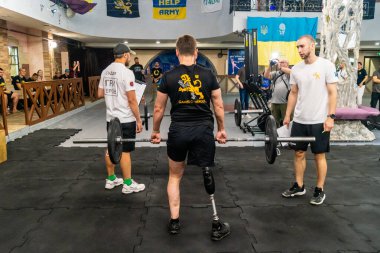 Kharkiv, Ukrayna, 12 Eylül 2025, Heroes NGO Oyunları Ukraynalı askerlerin ciddi şekilde yaralandığı bir spor ve eğitim ekosistemidir. Görevleri iyileşme sürecini kolaylaştırmak..