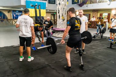 Kharkiv, Ukrayna, 12 Eylül 2025, Heroes NGO Oyunları Ukraynalı askerlerin ciddi şekilde yaralandığı bir spor ve eğitim ekosistemidir. Görevleri iyileşme sürecini kolaylaştırmak..