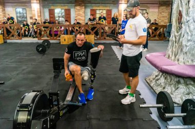 Kharkiv, Ukrayna, 12 Eylül 2025, Heroes NGO Oyunları Ukraynalı askerlerin ciddi şekilde yaralandığı bir spor ve eğitim ekosistemidir. Görevleri iyileşme sürecini kolaylaştırmak..
