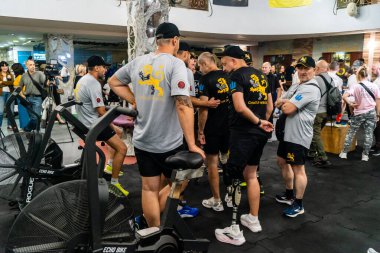 Kharkiv, Ukrayna, 12 Eylül 2025, Heroes NGO Oyunları Ukraynalı askerlerin ciddi şekilde yaralandığı bir spor ve eğitim ekosistemidir. Görevleri iyileşme sürecini kolaylaştırmak..