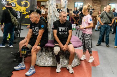 Kharkiv, Ukrayna, 12 Eylül 2025, Heroes NGO Oyunları Ukraynalı askerlerin ciddi şekilde yaralandığı bir spor ve eğitim ekosistemidir. Görevleri iyileşme sürecini kolaylaştırmak..