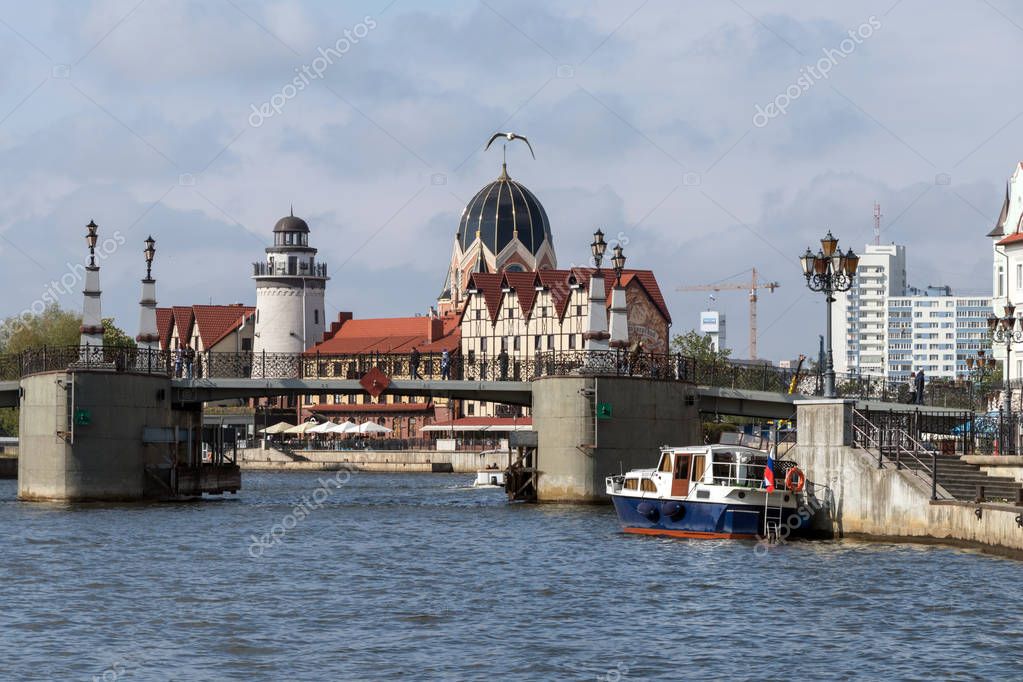 KALINININGRAD, RUSIA 12 DE MAYO DE 2019 Aldea de peces Rybnaya