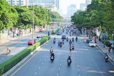 Bangkok, Tayland - 4 Ekim 2018: Trafik reçel şehrin Siam Meydanı Kavşağı
