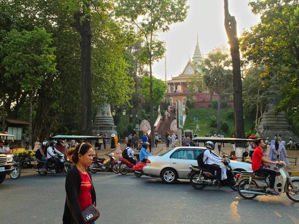 Phnom Penh Camboya Marzo 2015 Wat Phnom Templo —  Fotos de Stock