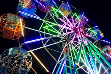 Roiet, Tayland-20 Şubat, 2018:: dönme dolabı 