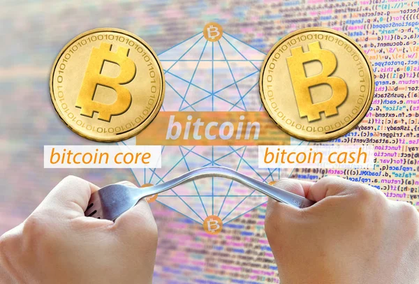 Konceptet Bitcoin Hardfork Uppdelad Två Valutor Bitcoin Cash Kryptovaluta — Stockfoto