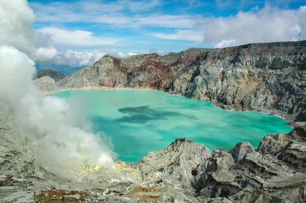 Lago Solforico Del Vulcano Kawah Ijen Giava Est Indonesia — Foto Stock
